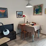 La Casa Sul Porto * Laveno-Mombello