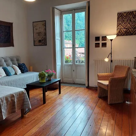 La Casa Sul Porto Лавено-Момбелло