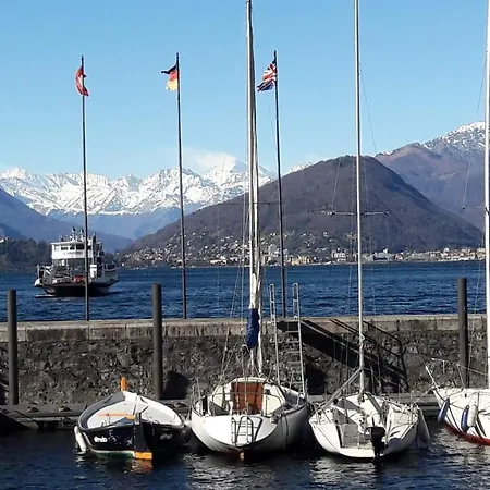 La Casa Sul Porto Apartament *