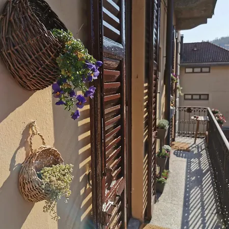 La Casa Sul Porto Лавено-Момбелло