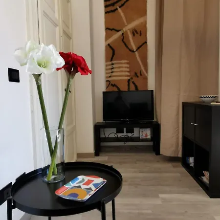 Апартаменты La Casa Sul Porto Лавено-Момбелло